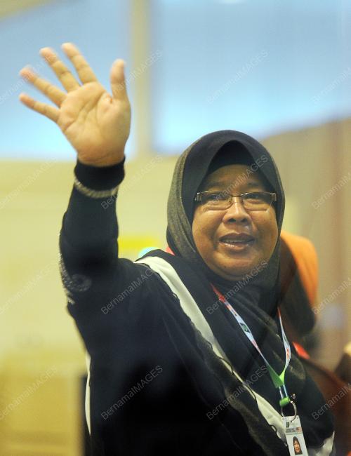 KL12_16082015_HAJI