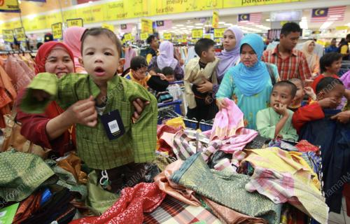 SUMBANGAN BAJU RAYA