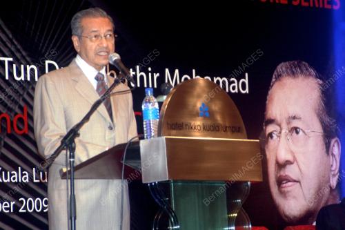 TUN MAHAHIR MOHAMAD