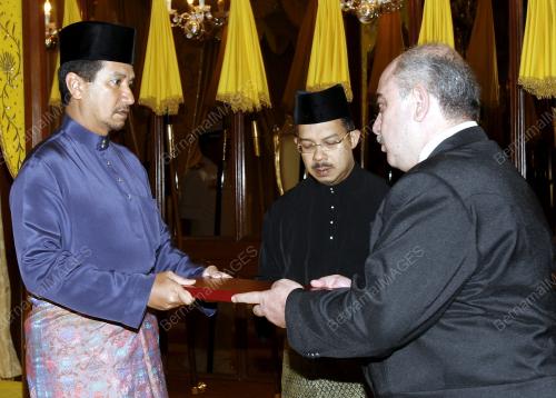 KL12_17022011_AGONG_DUTA