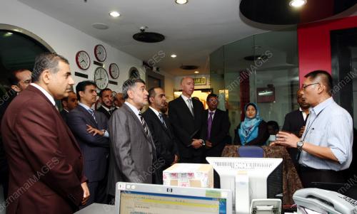 KL12_17032015_UAE_VISIT