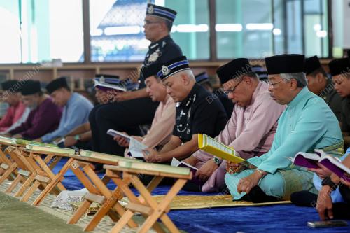 AL-SULTAN ABDULLAH RI'AYATUDDIN AL-MUSTAFA BILLAH SHAH 
