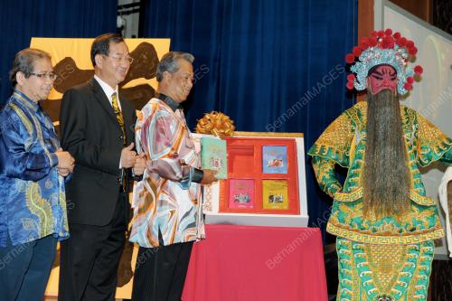KL12_17052012_TIGA_NEGARA
