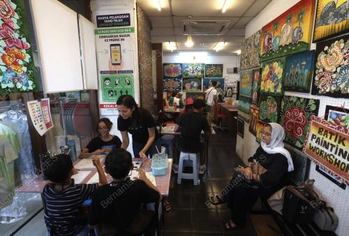 PASAR SENI