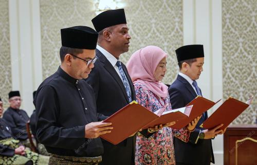 KL12_17122025_ANGKAT_SUMPAH