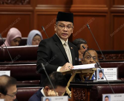 DATUK DR MOHD NA'IM MOKHTAR