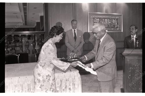 HANDING OVER NEW YAN