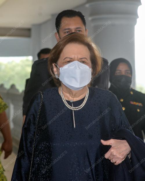 TAN SRI ZETI AKHTAR AZIZ