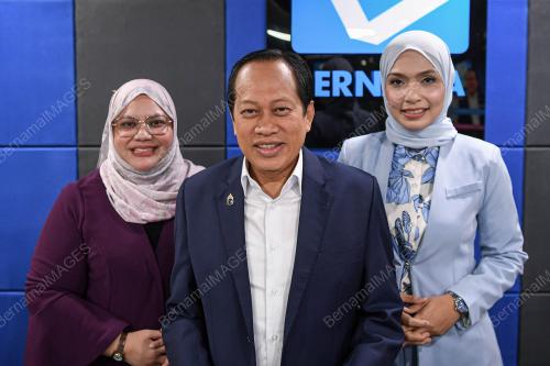DATUK SERI AHMAD MASLAN