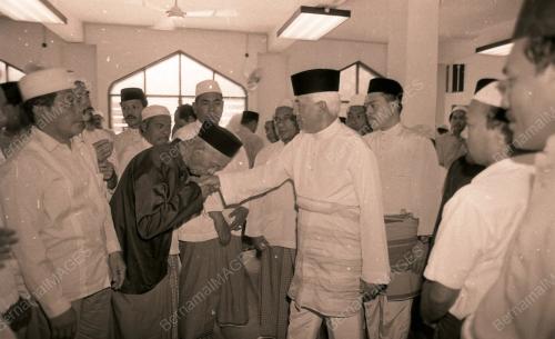 KL12_190190_AGONG