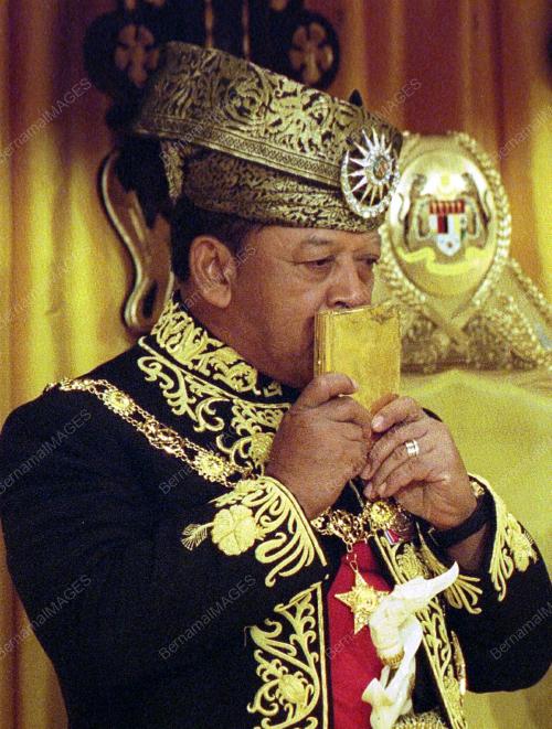 KL12_19022016_AGONG_AL_QURAN