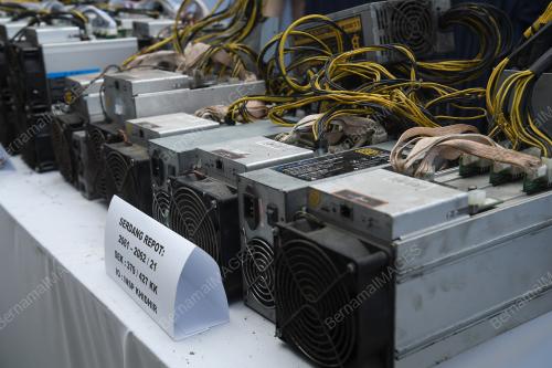 RAMPASAN DADAH DAN BITCOINS