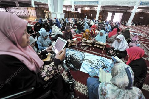 KL12_19062017_QURANHOUR_BN201706177318