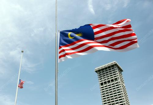 KL12_19072014_BENDERA