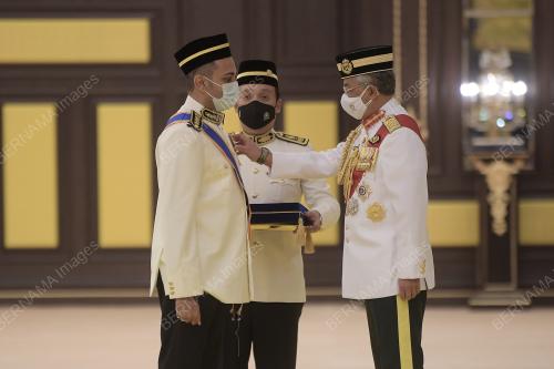 AL-SULTAN ABDULLAH RI'AYATUDDIN AL-MUSTAFA BILLAH SHAH 