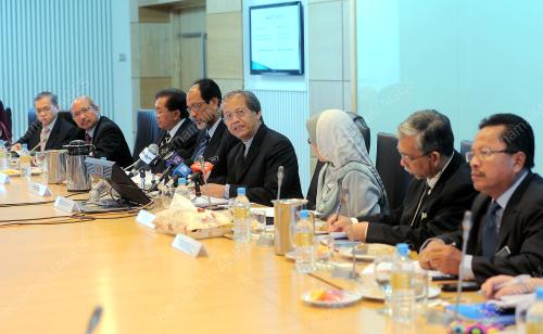 TAN SRI AHMAD FUAD