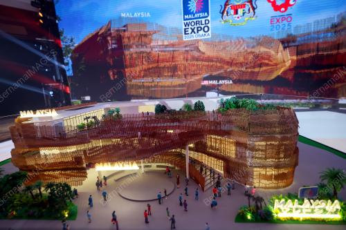 REPLIKA PAVILLION MALAYSIA