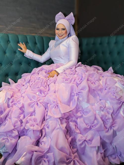 AINA ABDUL