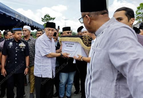 JENAZAH DATUK SERI JOHARI HARUN