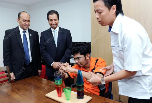 TUANKU MIZAN ZAINAL ABIDIN