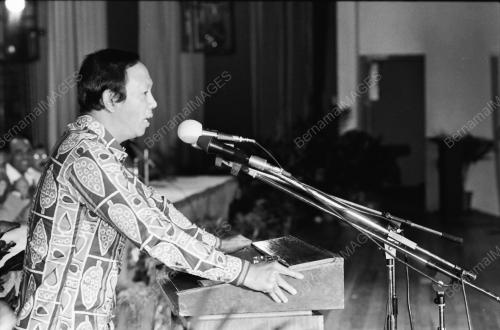 PERHIMPUNAN MIC
