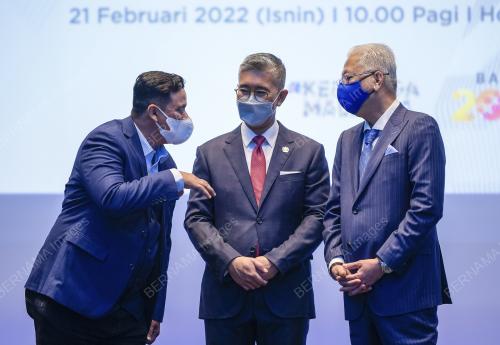 DATUK SERI ISMAIL SABRI YAAKOB