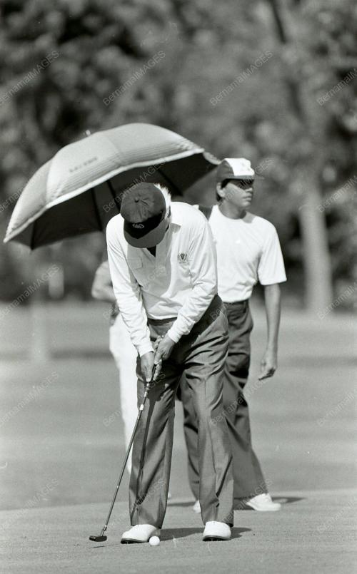 KL12_210390_GOLF