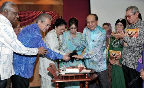 KL12_21102012_RAIS