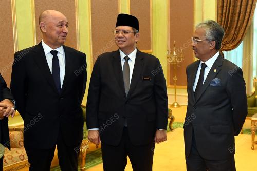 AL-SULTAN ABDULLAH RI'AYATUDDIN AL-MUSTAFA BILLAH SHAH 