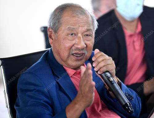 DATUK LEE TIAN HOCK
