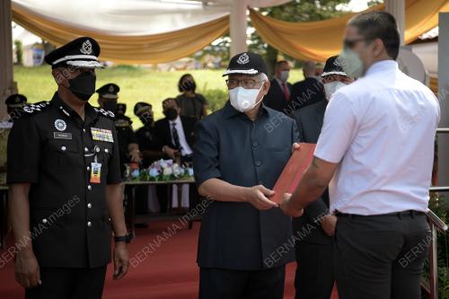 DATUK SERI HAMZAH ZAINUDIN