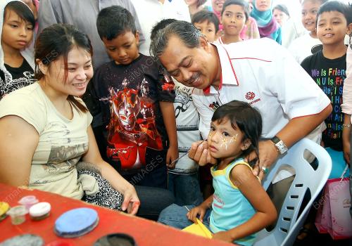 TAN SRI MUHYIDDIN YASSIN