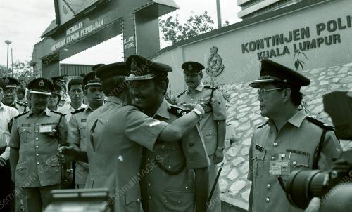 KL12_220690_KETUA_POLIS