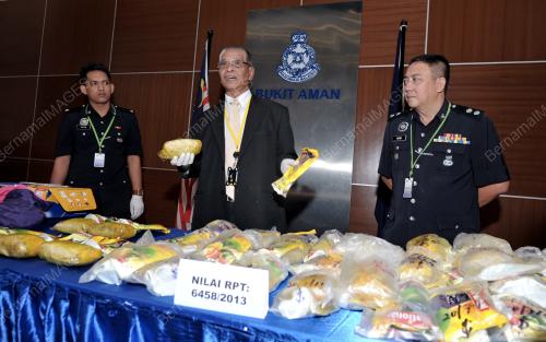KL12_22072013_DADAH