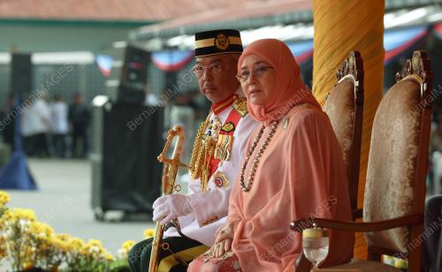 AL-SULTAN ABDULLAH RI'AYATUDDIN AL-MUSTAFA BILLAH SHAH