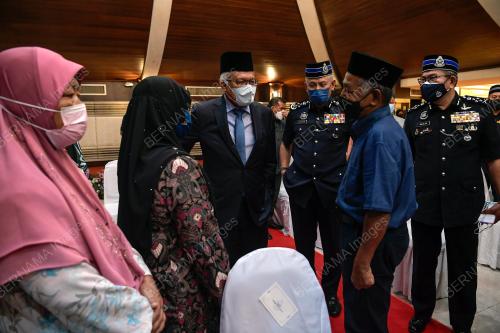 DATUK SERI HAMZAH ZAINUDIN