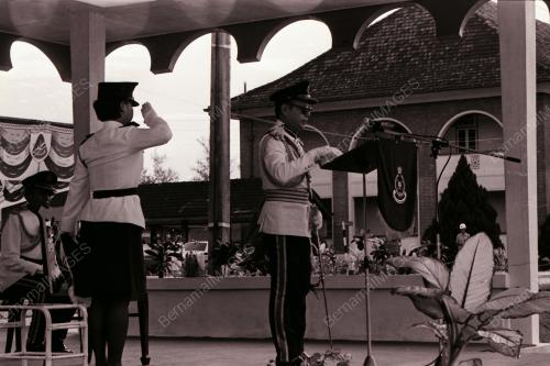 KL12_22111980_PERBARISAN