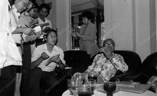 KL12_23012015_SIDANG_AKHBAR