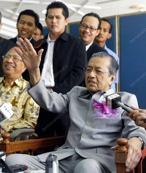 TUN DR MAHATHIR MOHAMAD