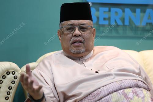 DATUK SERI AB RAUF YUSOH