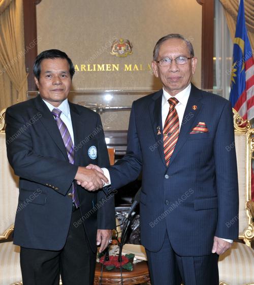 KL12_23092013_PARLIMEN