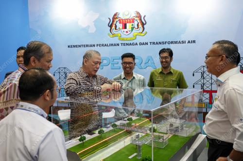 DATUK SERI FADILLAH YUSOF