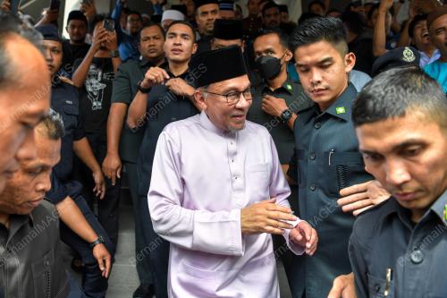 DATUK SERI ANWAR IBRAHIM