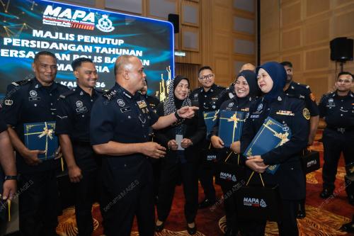 KL12_23122025_POLIS_BANTUAN