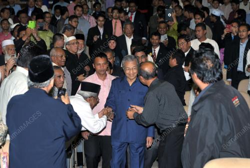 TUN MAHATHIR MOHAMAD