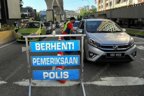 SEKATAN JALAN RAYA