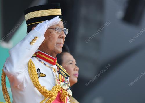 KL12_24022012_AGONG