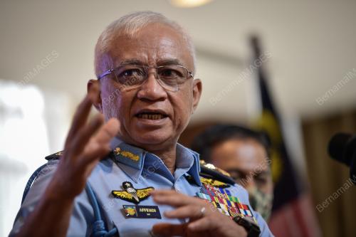 TAN SRI AFFENDI BUANG