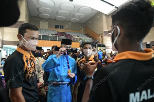 DATUK SERI HISHAMMUDDIN TUN HUSSEIN