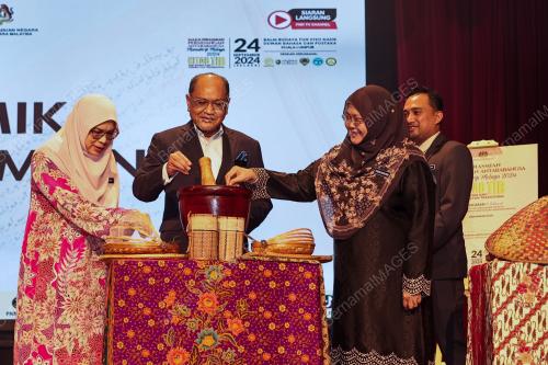 DATUK SERI HASNOL ZAM ZAM